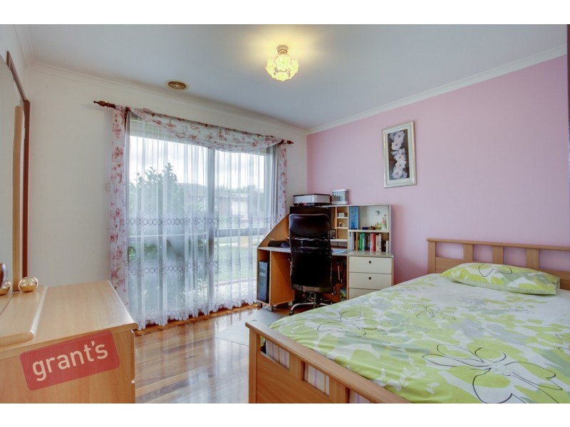 86 Warana Drive, Hampton Park VIC 3976