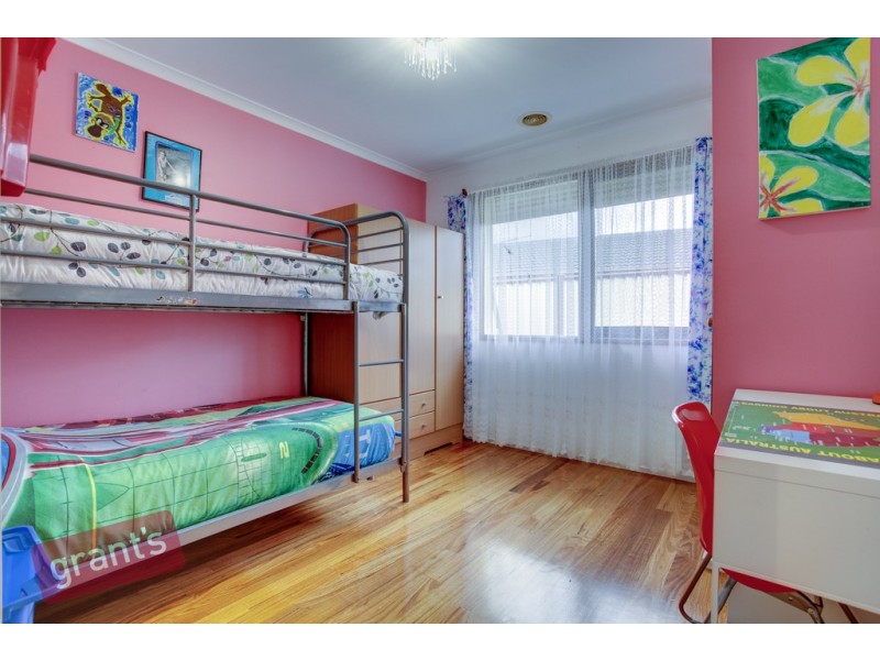 86 Warana Drive, Hampton Park VIC 3976