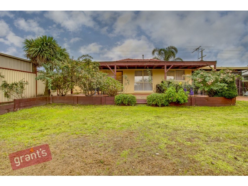 86 Warana Drive, Hampton Park VIC 3976