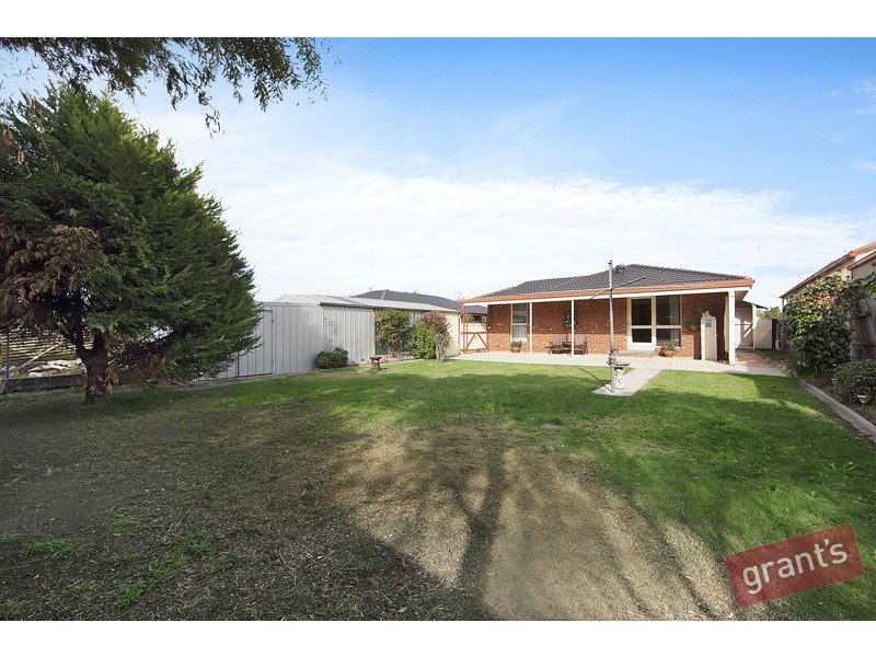 77 Prospect Hill Road, Narre Warren VIC 3805