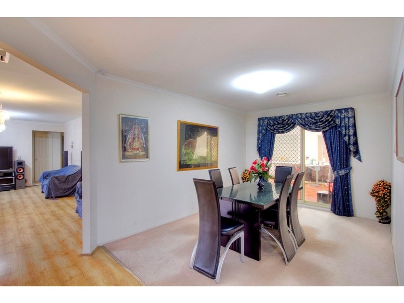 21 Harold Keys Drive, Narre Warren South VIC 3805