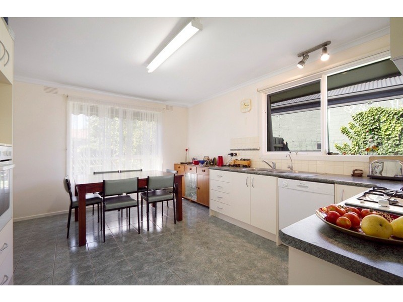 37 Kays Avenue, Hallam VIC 3803