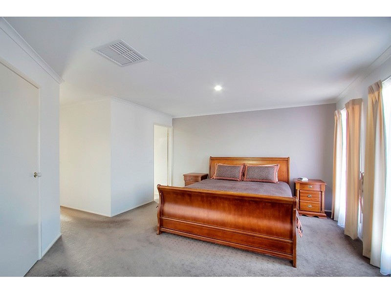 90 Homestead Road, Berwick VIC 3806