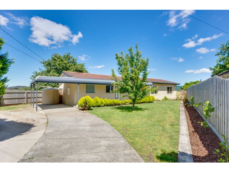 25 Carlisle Road, Hallam VIC 3803