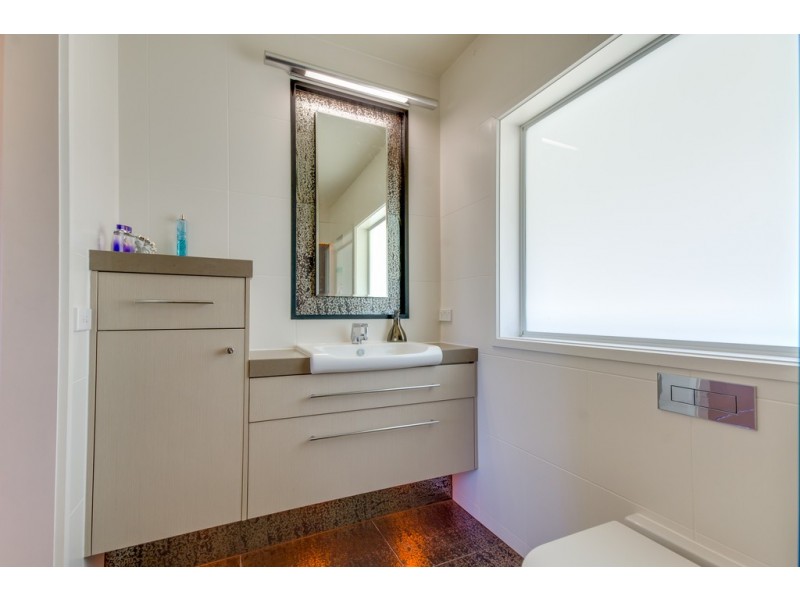 25 Carlisle Road, Hallam VIC 3803