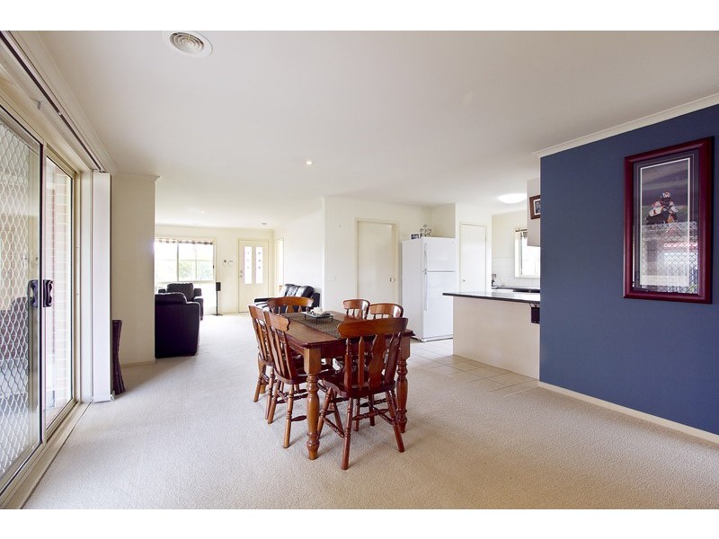 16 Maude Court, Narre Warren VIC 3805