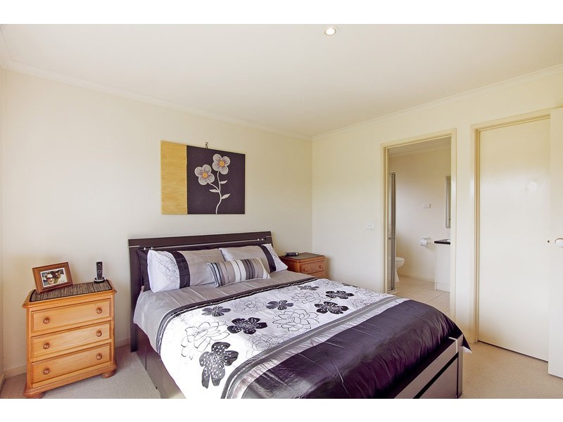 16 Maude Court, Narre Warren VIC 3805