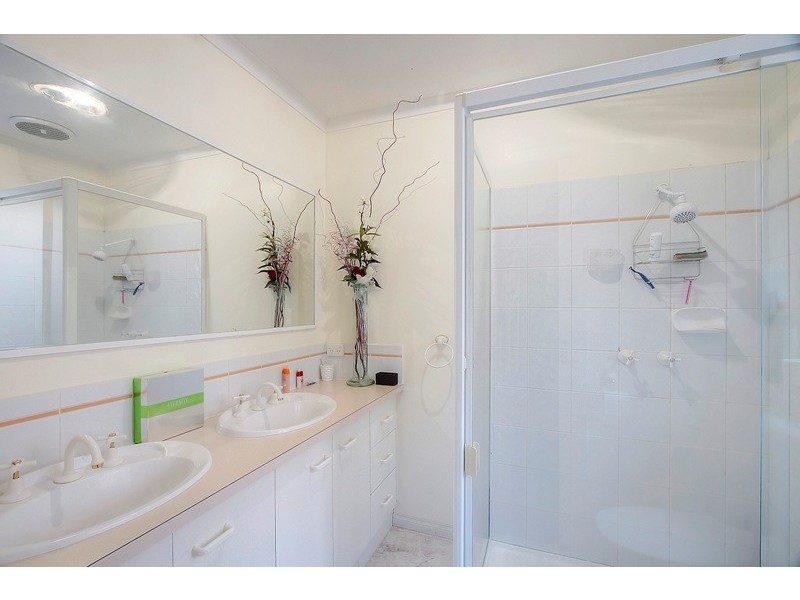 5 Lasiandra Circuit, Narre Warren VIC 3805