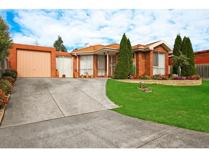 4 Onyx Court, Narre Warren VIC 3805