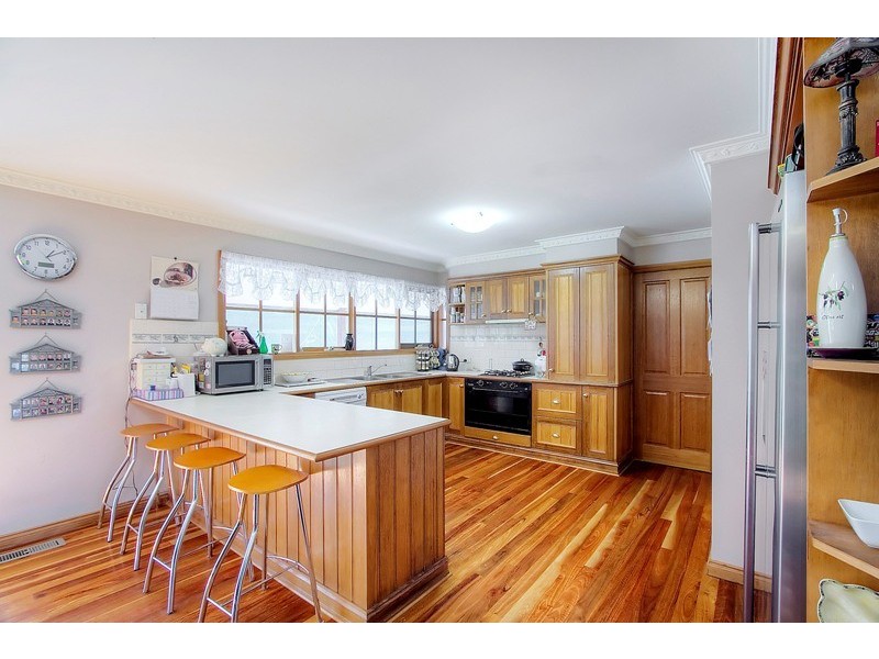 7 Earlston Circuit, Cranbourne VIC 3977