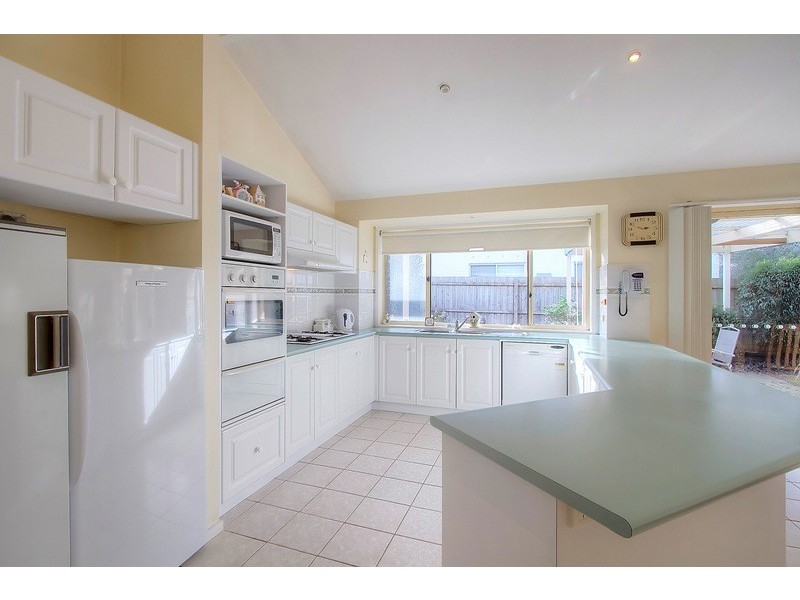 40 The Promenade, Narre Warren South VIC 3805