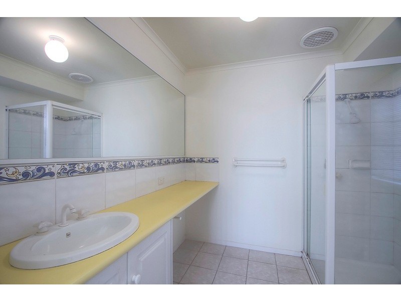40 The Promenade, Narre Warren South VIC 3805