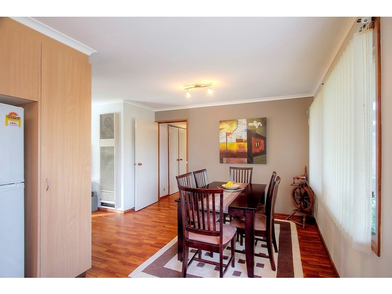 16 Greenacre Crescent, Narre Warren VIC 3805