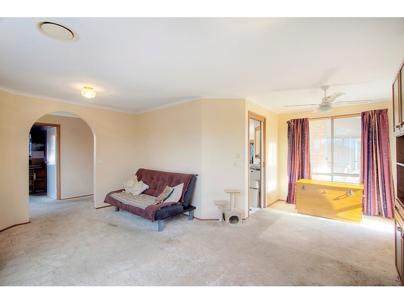 15 Katrina Close, Hallam VIC 3803
