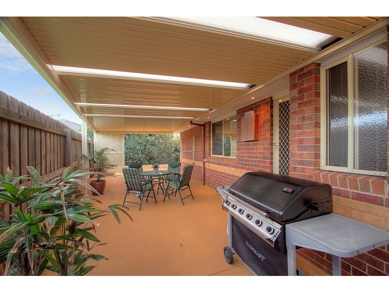 92 Amberly Park Drive, Narre Warren South VIC 3805