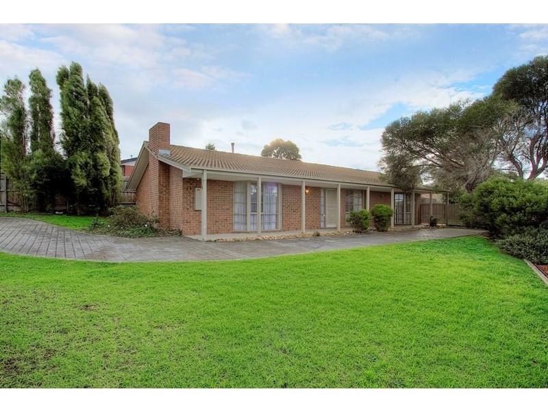 19 Poorinda Rise, Narre Warren VIC 3805