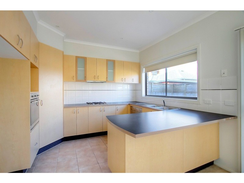 21 Amhurst Drive, Narre Warren South VIC 3805