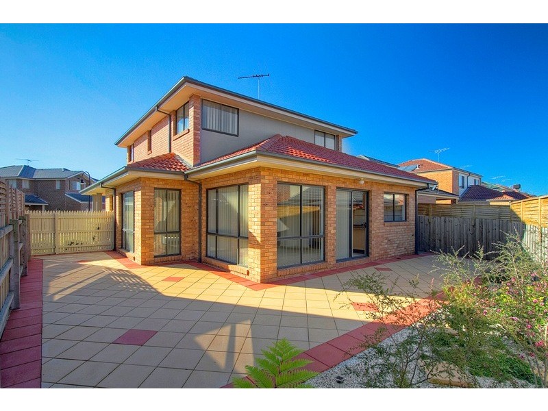 21 Amhurst Drive, Narre Warren South VIC 3805