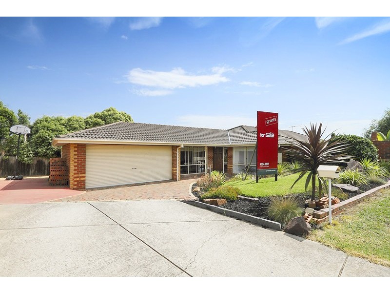 4 Phelan Place, Narre Warren VIC 3805