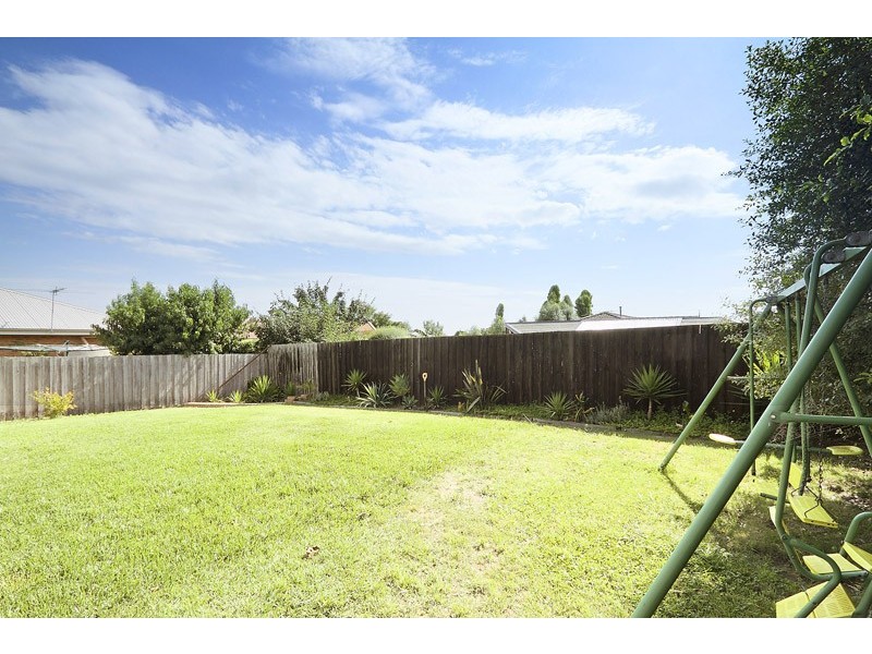 4 Phelan Place, Narre Warren VIC 3805