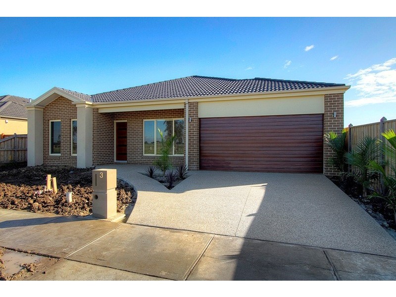 3 Gabitt Street, Cranbourne East VIC 3977