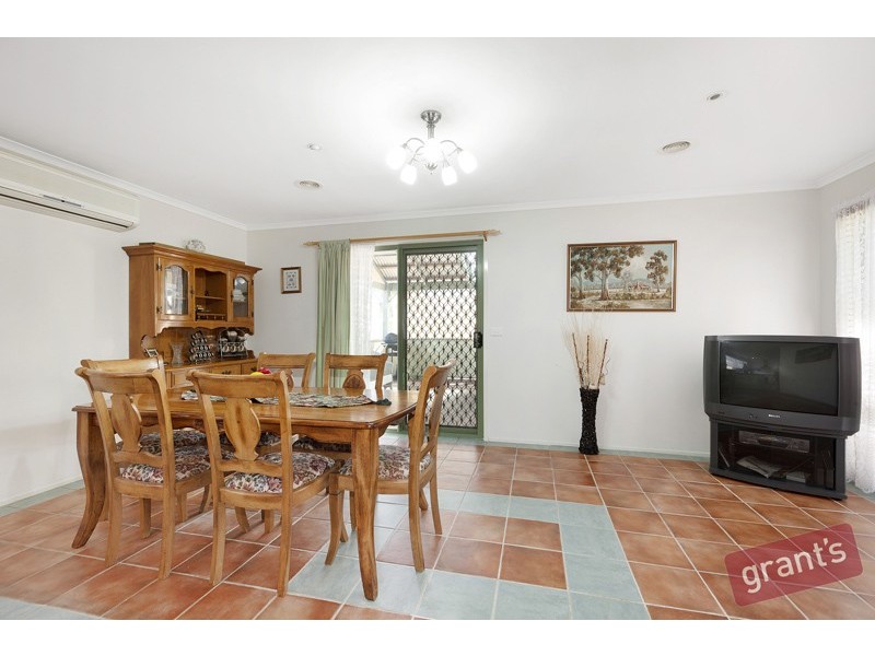 4 Antonietta Place, Narre Warren VIC 3805