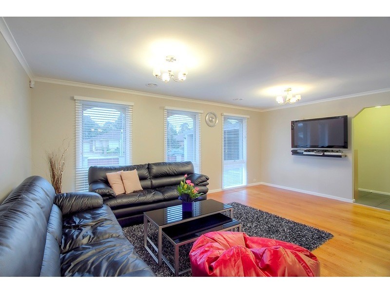 11 Clive Street, Hampton Park VIC 3976