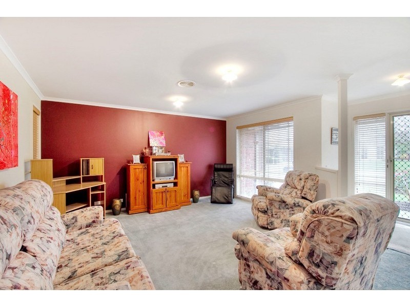 5 Amos Court, Narre Warren South VIC 3805