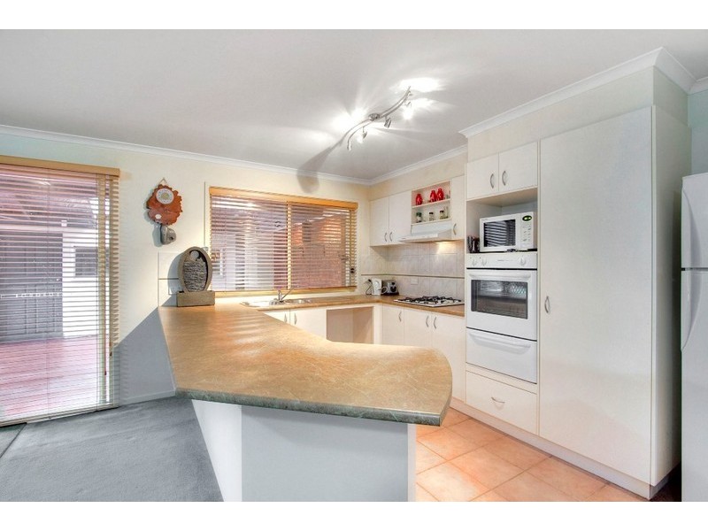 5 Amos Court, Narre Warren South VIC 3805