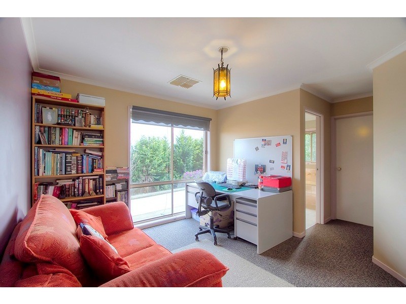 10 Peveril Court, Narre Warren VIC 3805