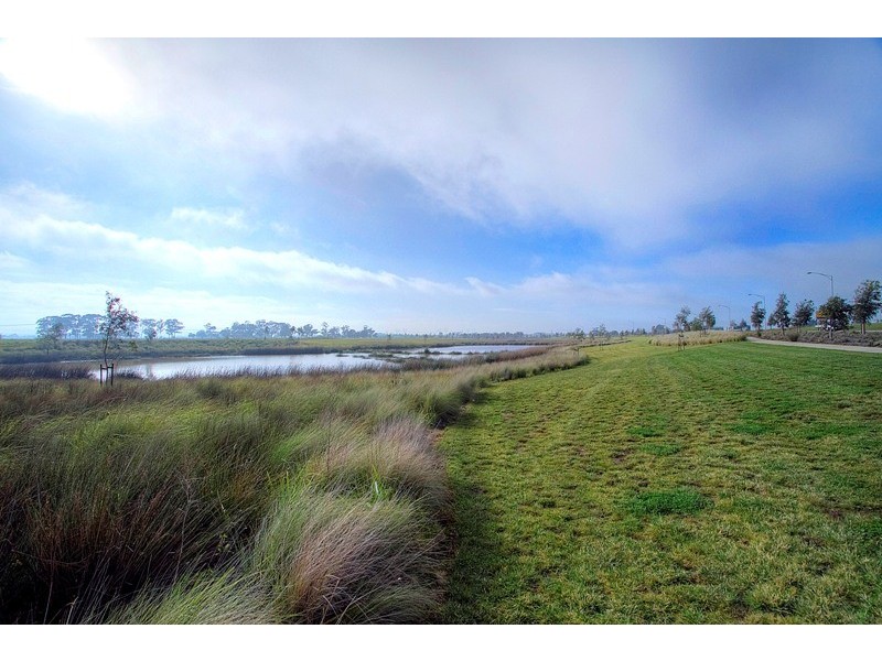 Lot 1208 Thunderbolt Drive, Cranbourne East VIC 3977