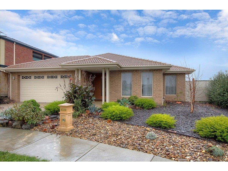 67 Loxley Boulevard, Narre Warren South VIC 3805