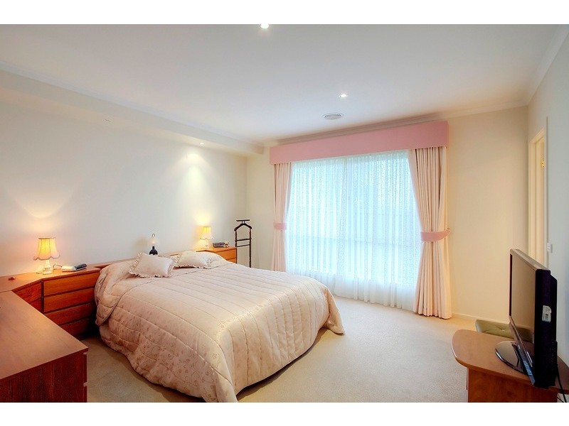 67 Loxley Boulevard, Narre Warren South VIC 3805