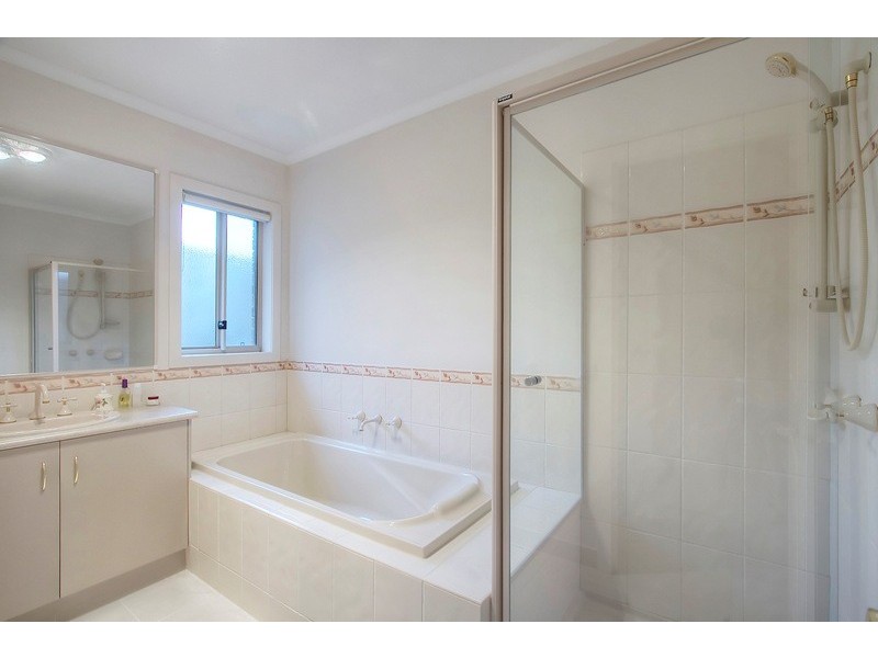 67 Loxley Boulevard, Narre Warren South VIC 3805