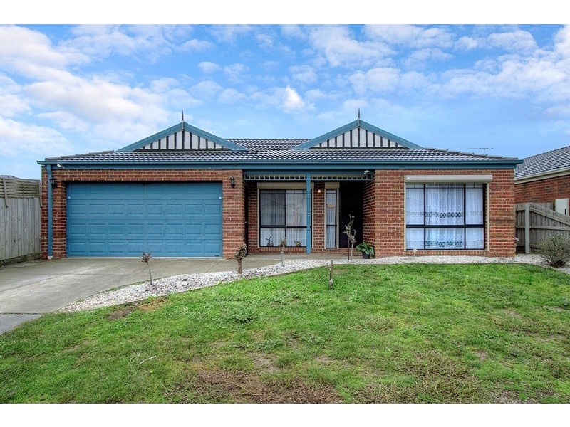 14  Gowrie Place, Cranbourne VIC 3977