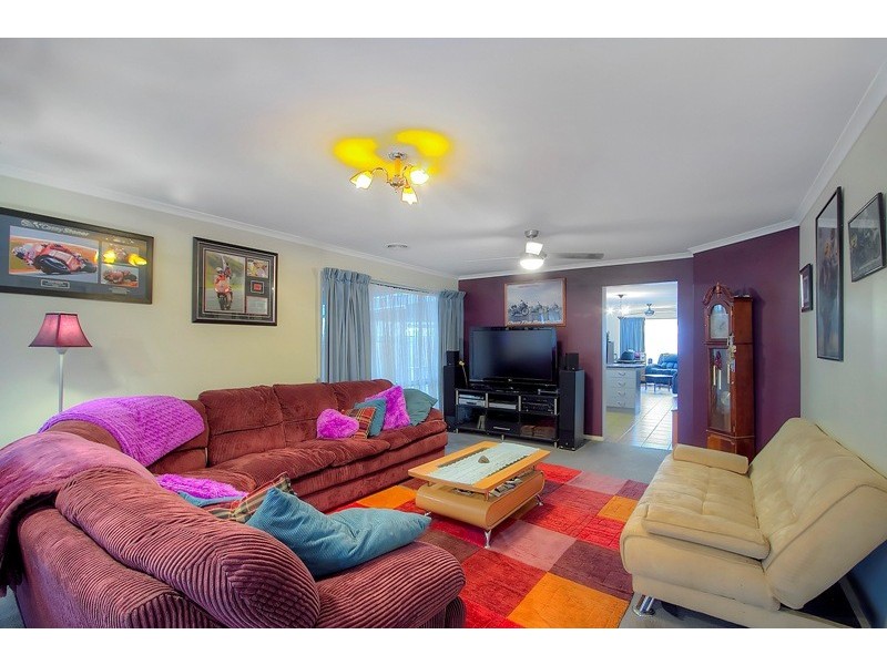 14  Gowrie Place, Cranbourne VIC 3977