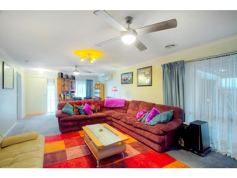 14  Gowrie Place, Cranbourne VIC 3977