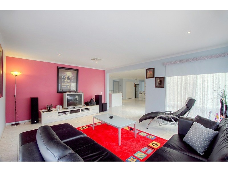 5 Kingsley Court, Lynbrook VIC 3975