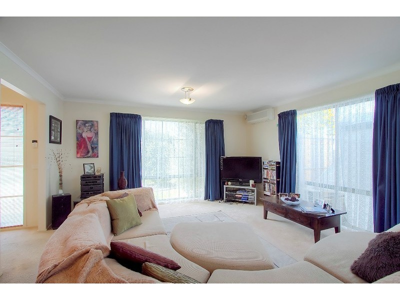 106 Harold Keys Drive, Narre Warren South VIC 3805