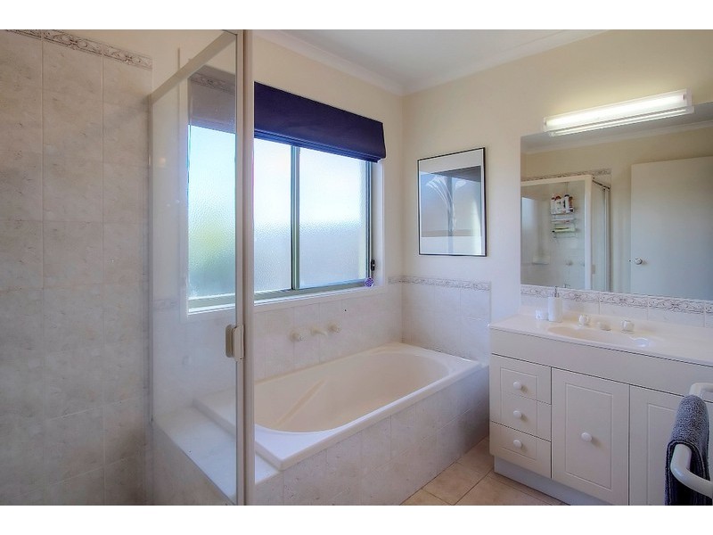 106 Harold Keys Drive, Narre Warren South VIC 3805