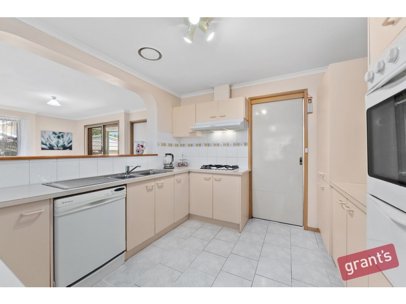 11 Shinners Avenue, Narre Warren VIC 3805