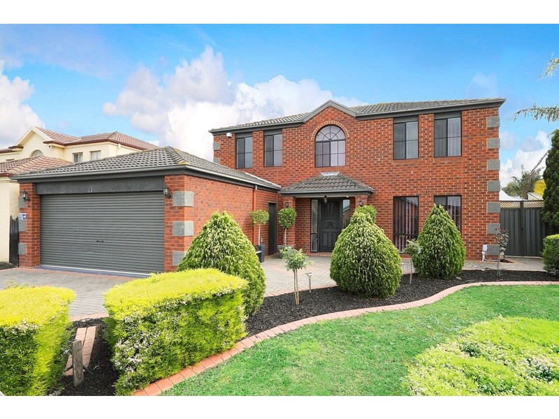 4 Finbar Court, Narre Warren South VIC 3805