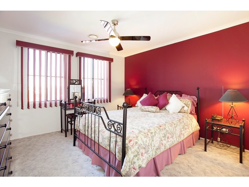 4 Finbar Court, Narre Warren South VIC 3805