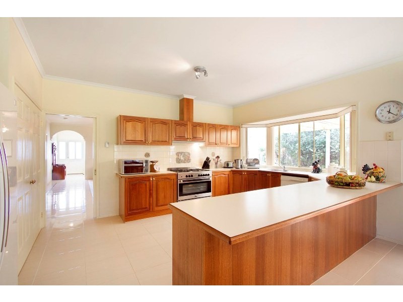 22 Ellesse Way, Berwick VIC 3806
