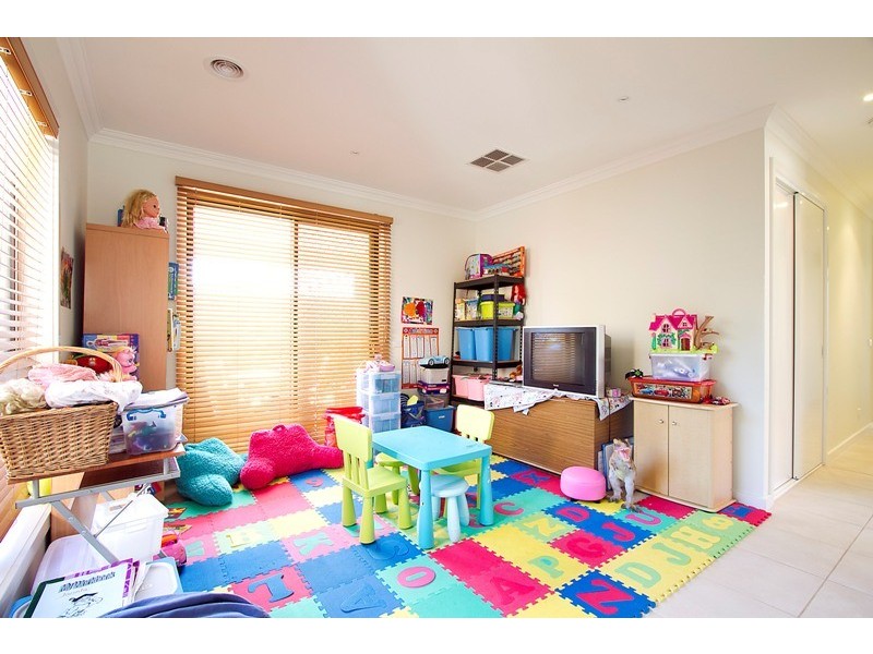 19 Locarno Place, Narre Warren South VIC 3805