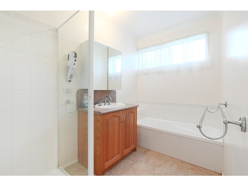 78 Kendall Drive, Narre Warren VIC 3805