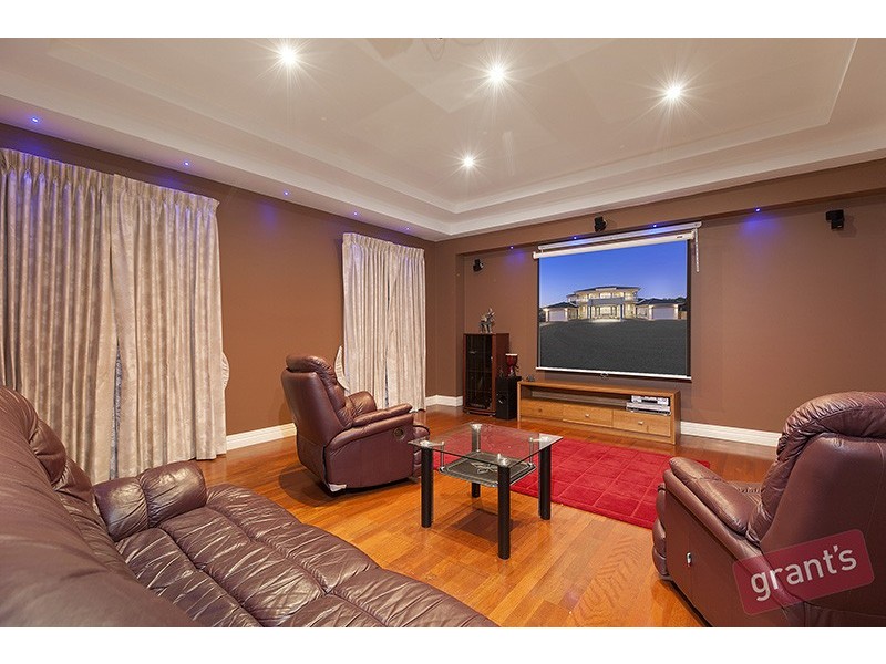 9 Springbank Rise, Narre Warren North VIC 3804