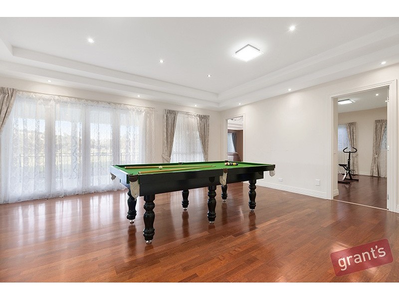 9 Springbank Rise, Narre Warren North VIC 3804