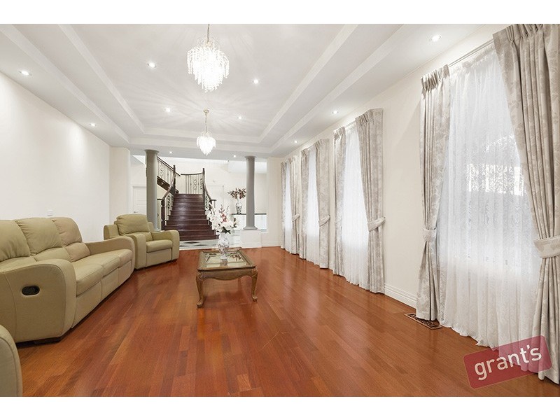 9 Springbank Rise, Narre Warren North VIC 3804