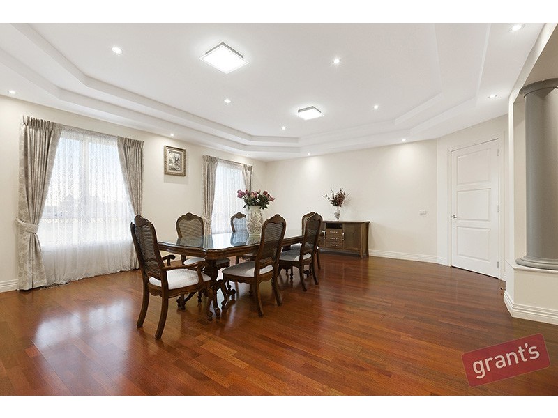 9 Springbank Rise, Narre Warren North VIC 3804